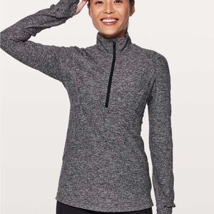 Lululemon Extra Mile 1/2 Zip *Reflective
Heathered Black / Reflective